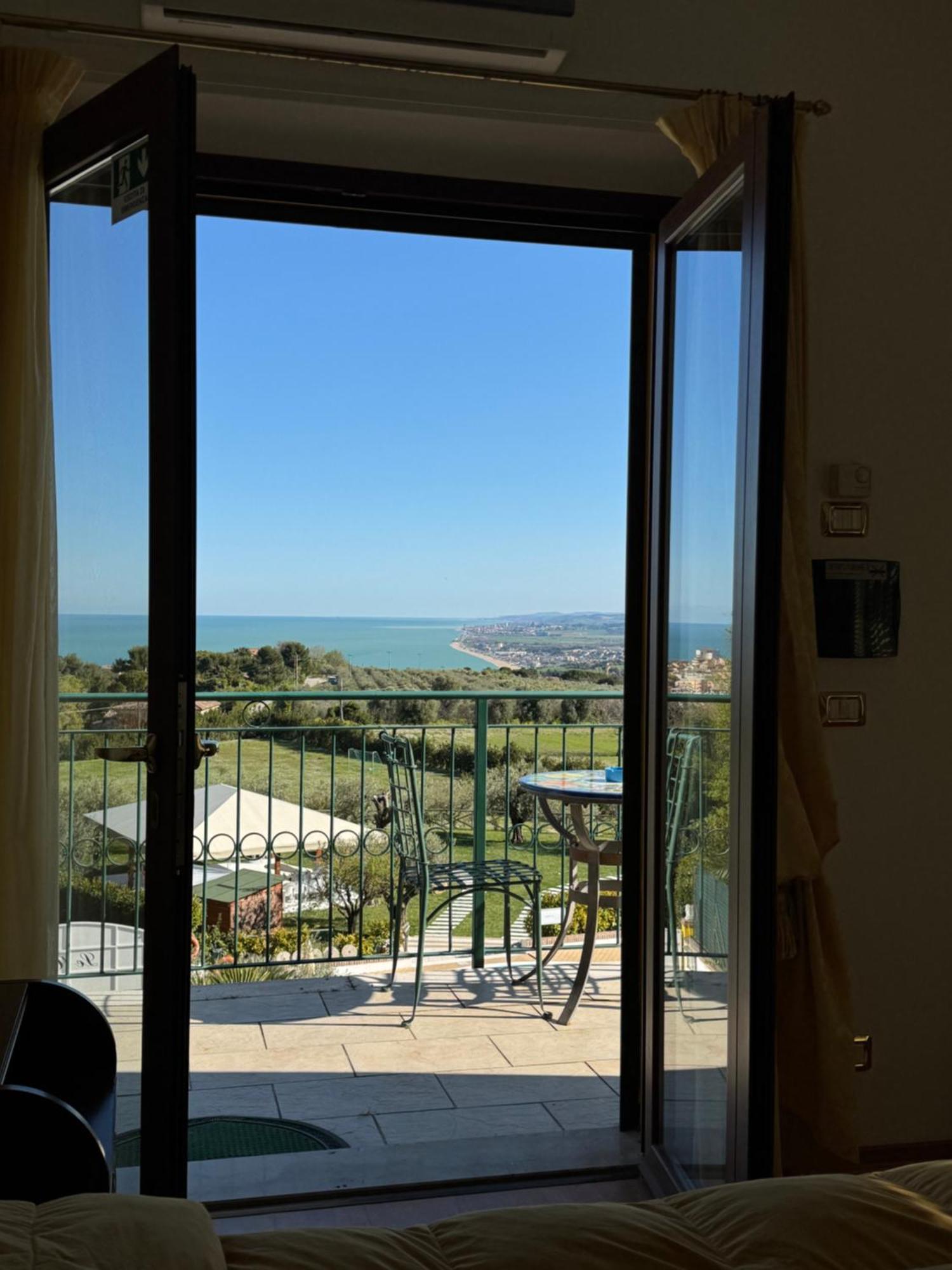 Hotel Le Cave Сироло Экстерьер фото
