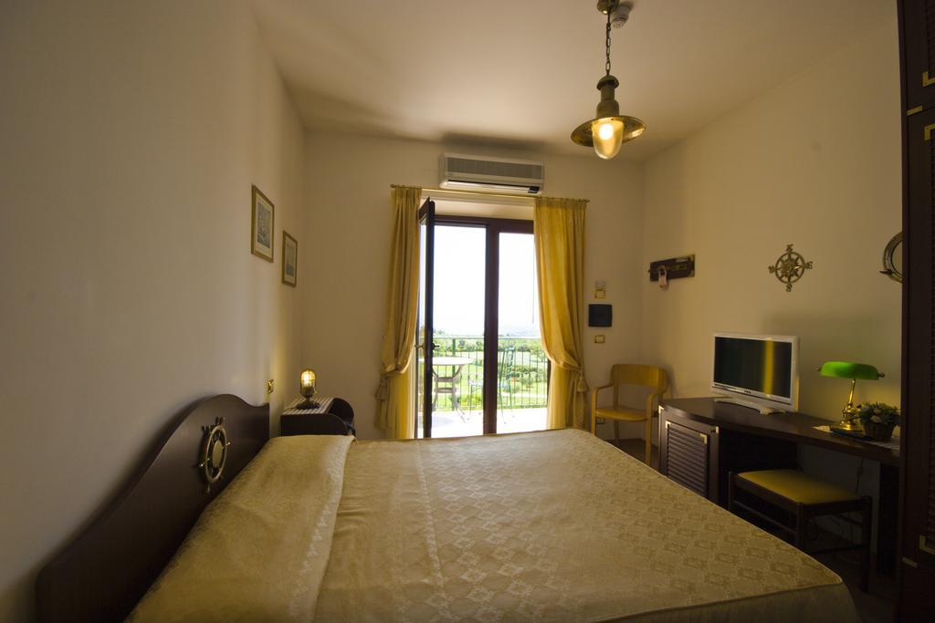 Hotel Le Cave Сироло Экстерьер фото